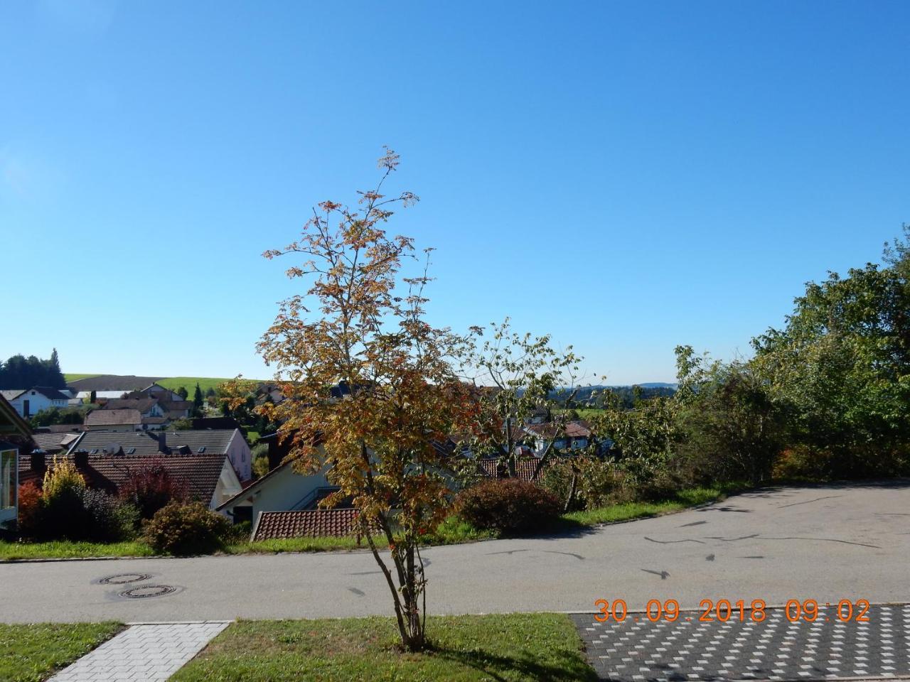 Ferienwohnung Fernblick Neukirchen vorm Wald 外观 照片