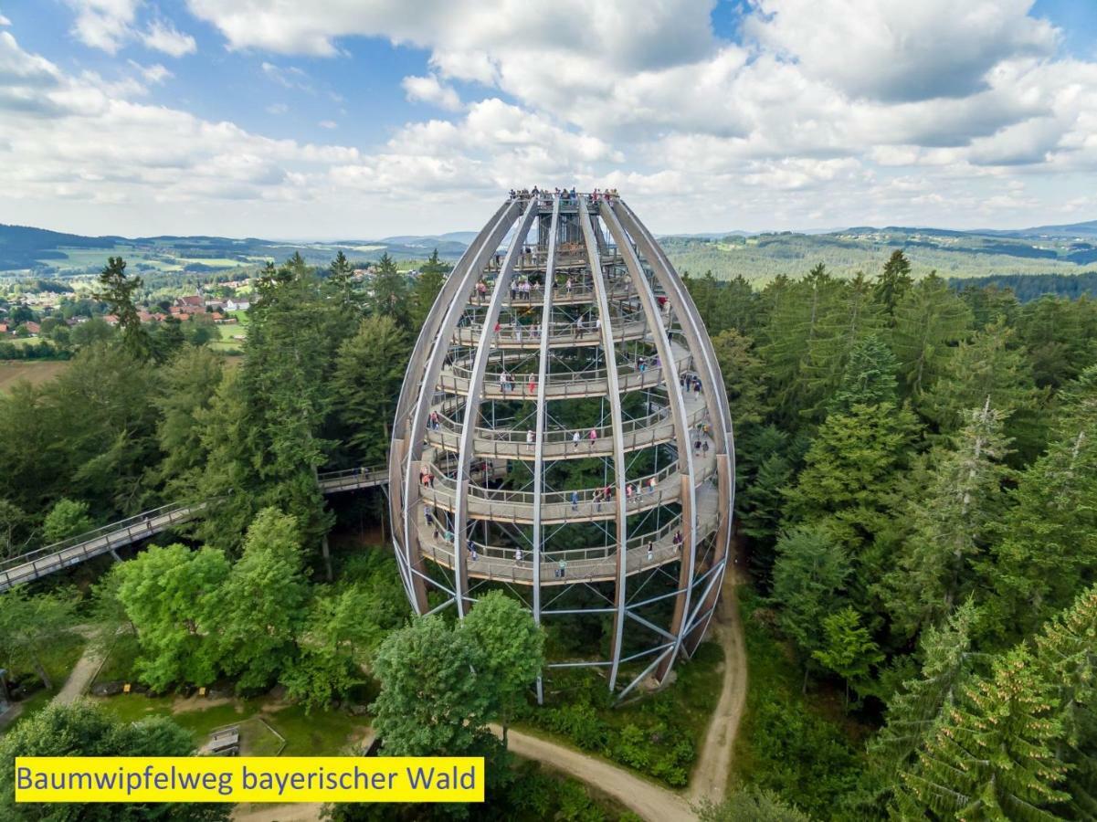 Ferienwohnung Fernblick Neukirchen vorm Wald 外观 照片